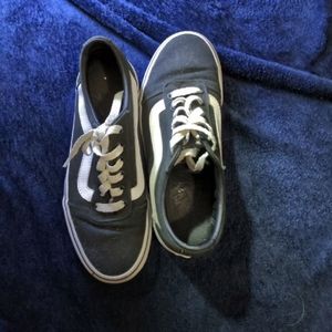 Black vans old skool 7.5